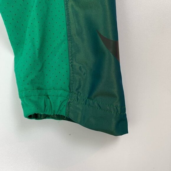 Nike Shield Green Vented Runners Jacket Me… - Picture 8 of 11